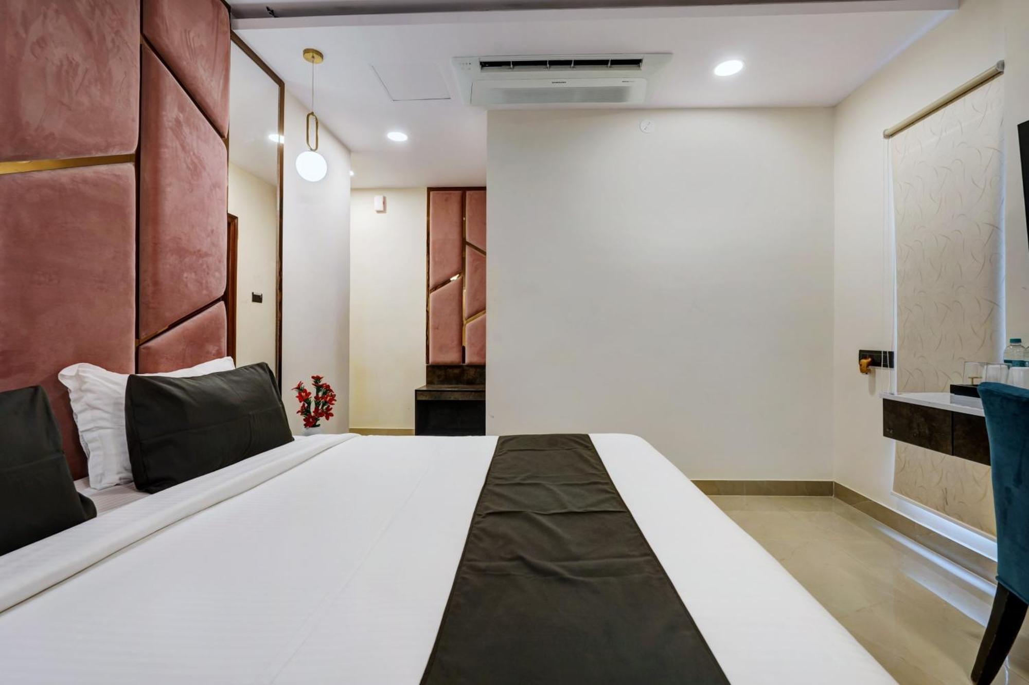 Astra Hotels & Suites - Koramangala Bengalúr Exteriér fotografie