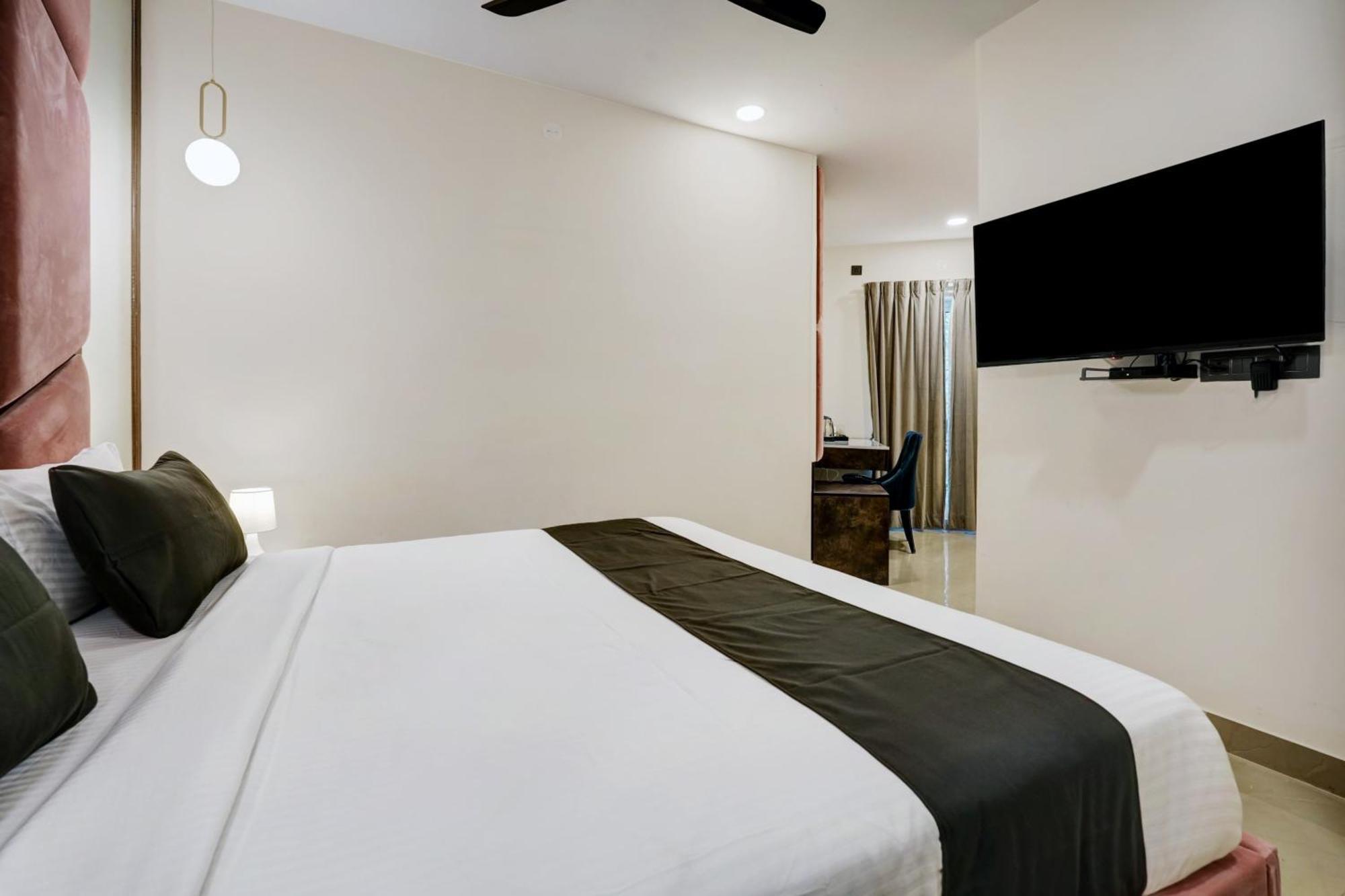 Astra Hotels & Suites - Koramangala Bengalúr Exteriér fotografie