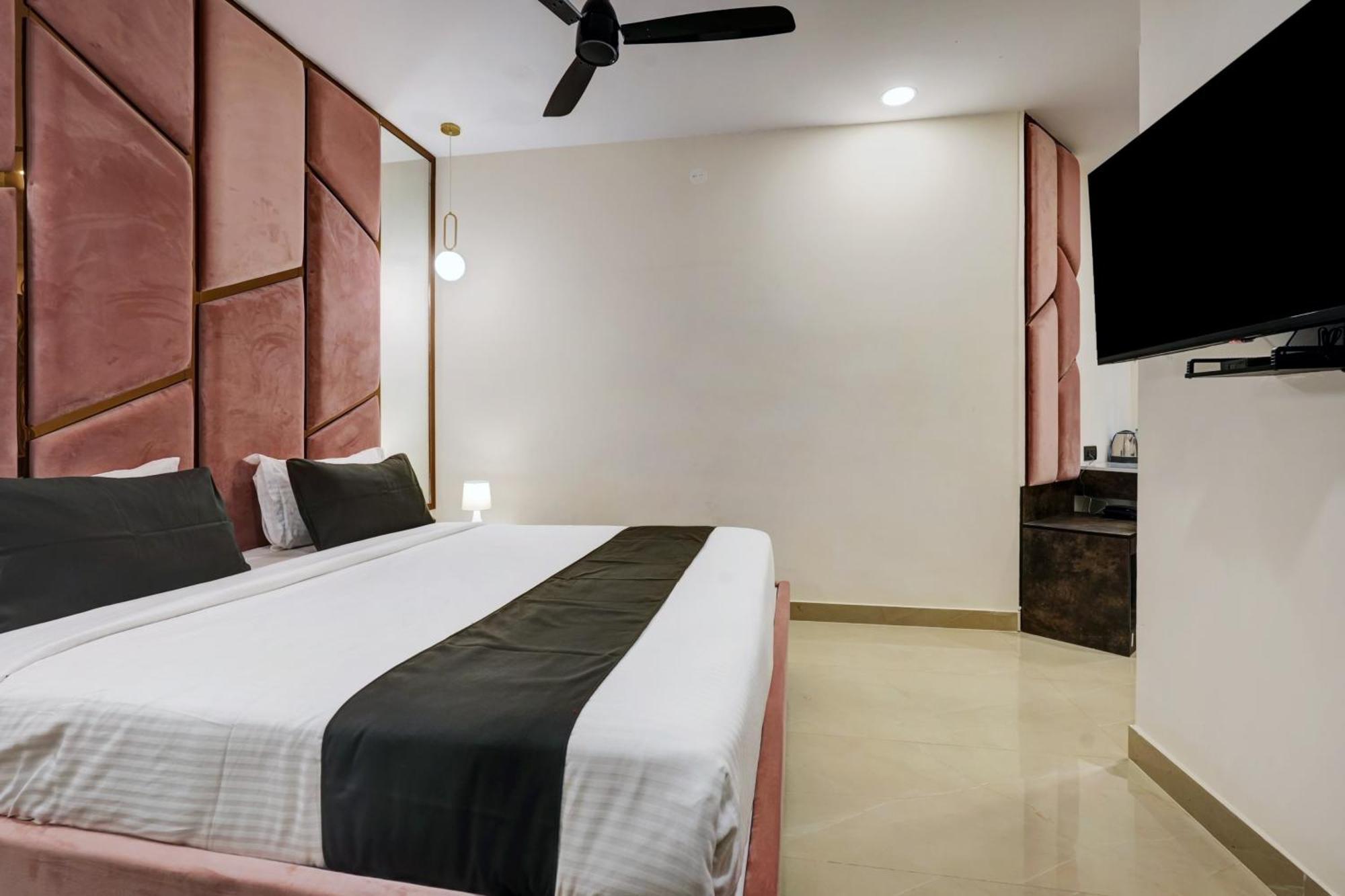 Astra Hotels & Suites - Koramangala Bengalúr Exteriér fotografie