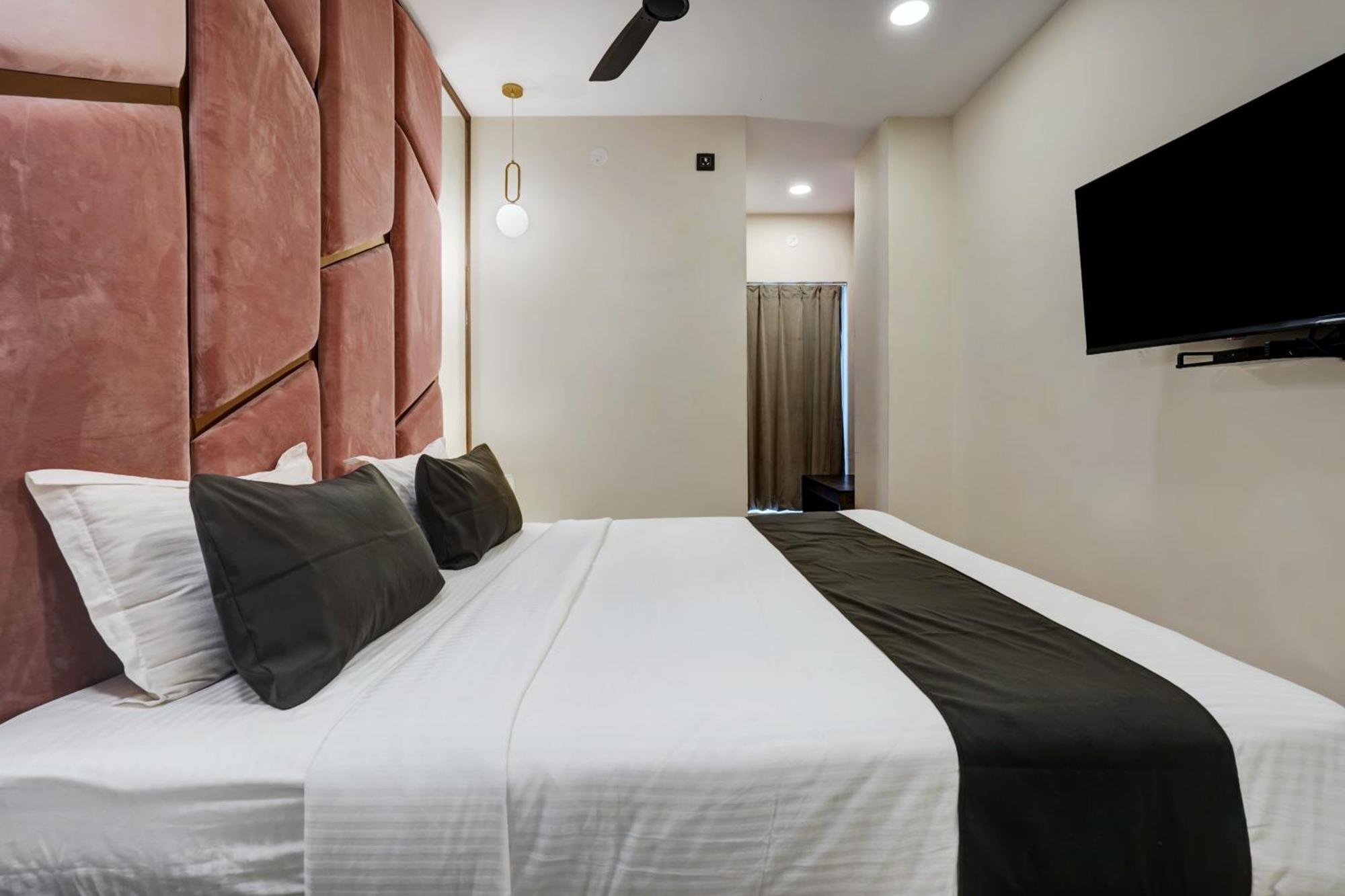 Astra Hotels & Suites - Koramangala Bengalúr Exteriér fotografie