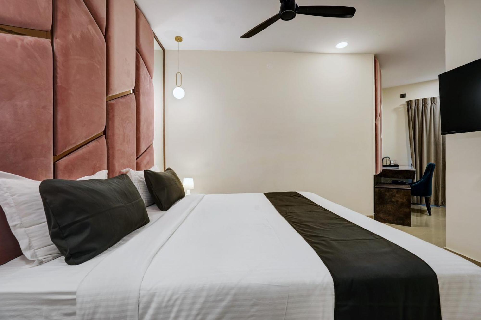 Astra Hotels & Suites - Koramangala Bengalúr Exteriér fotografie